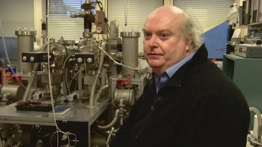Image from a BBC article "Heriot-Watt scientists working on new type of matter". BBC, 2015 Image from a BBC article "Heriot-Watt scientists working on new type of matter". BBC, 2015